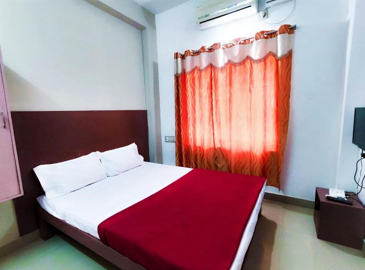 Royal Residency Hotel Kumbakonam Buitenkant foto